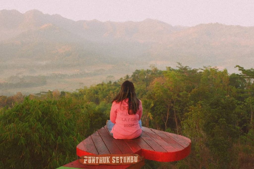 Wisata Punthuk Setumbu Magelang