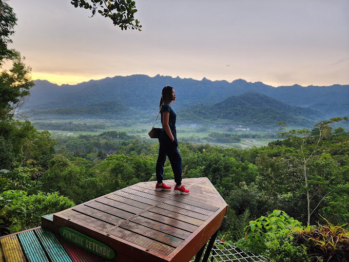 punthuk setumbu magelang