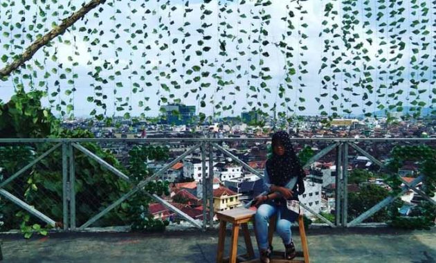 Jam Buka Teropong Kota Bukit Sindy Lampung