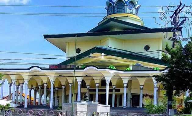 Kawasan Masjid Agung Kediri