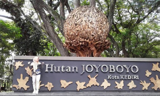 Kawasan Wisata Hutan Joyoboyo Kota Kediri