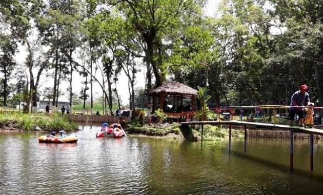 Kawasan Wisata Kampung Tebu Kediri