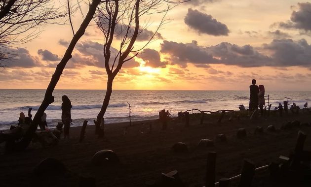 Objek Wisata Pantai Baru Di Bantul