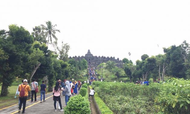 Jam Buka Candi Borobudur Magelang