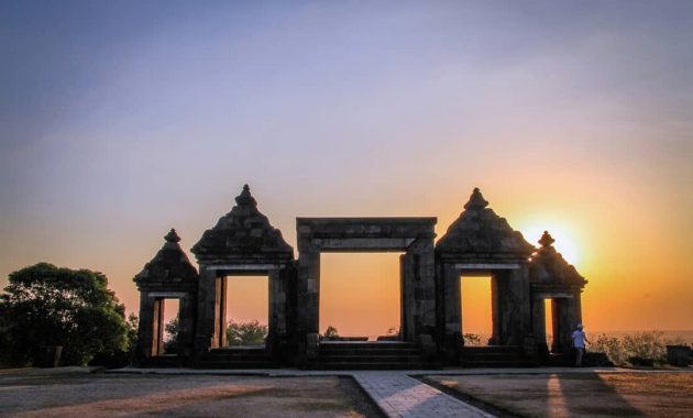 Jam Buka Candi Ratu Boko Yogyakarta