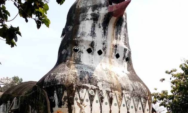 Jam Buka Gereja Ayam Magelang