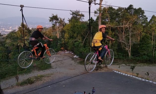 Sepeda Gantung Wisata Puncak Mas Lampung