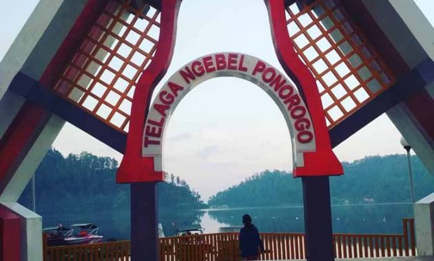 Spot Foto Telaga Ngebel Ponorogo