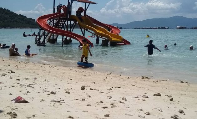 Wahana Pantai Sari Ringgung Lampung