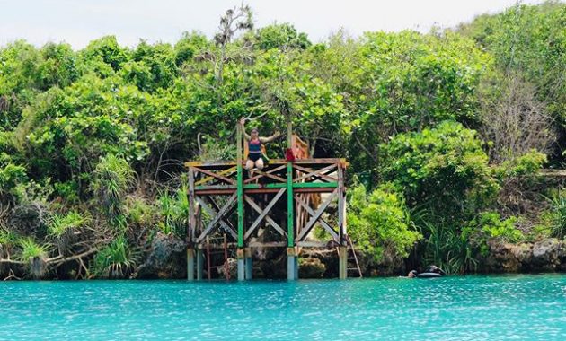 Jam Buka Danau Weekuri Sumba Barat