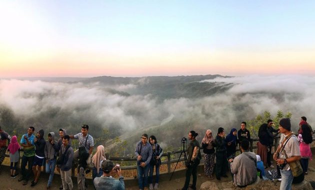 Sunrise Kebun Buah Mangunan Jogja