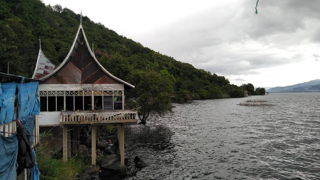 10 Gambar Danau Singkarak, Lokasi, Keindahan, Spot Foto ...