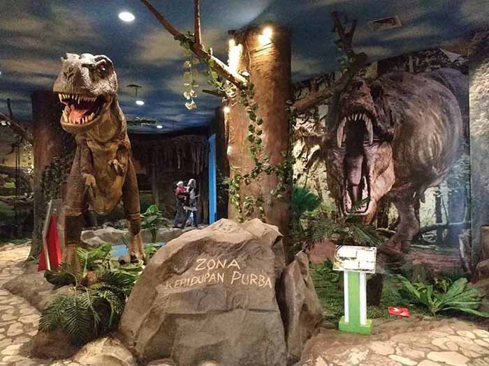 10 Gambar Taman Pintar Yogyakarta, Tiket Masuk, Jam Buka ...