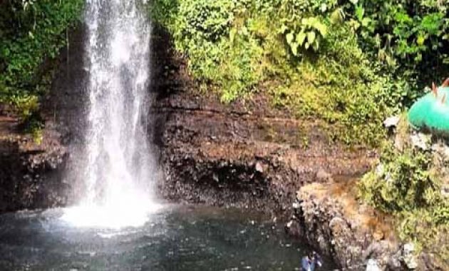 Jalan Menuju Curug Luhur Bogor