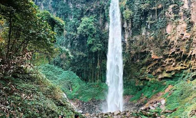 Spot Foto Air Terjun Grojogan Sewu Karanganyar