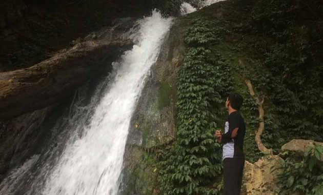 Air Terjun Mengaya Wisata di Takengon Air Terjun Mengaya Wisata di Takengon