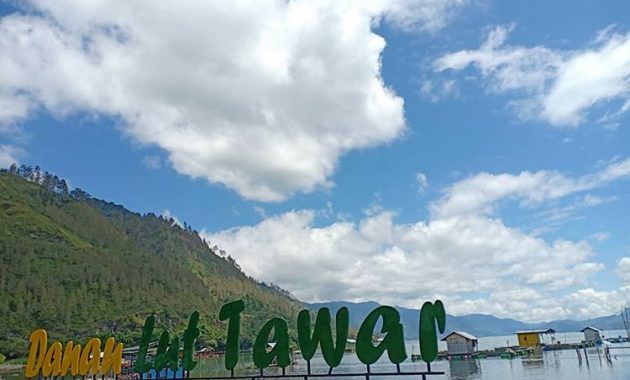 Danau Laut Tawar Wisata di Takengon Danau Laut Tawar Wisata di Takengon