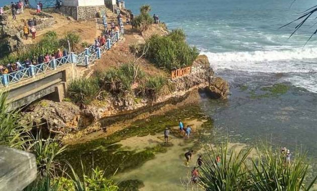 Harga Tiket Masuk Pantai Kukup Gunungkidul Jogja