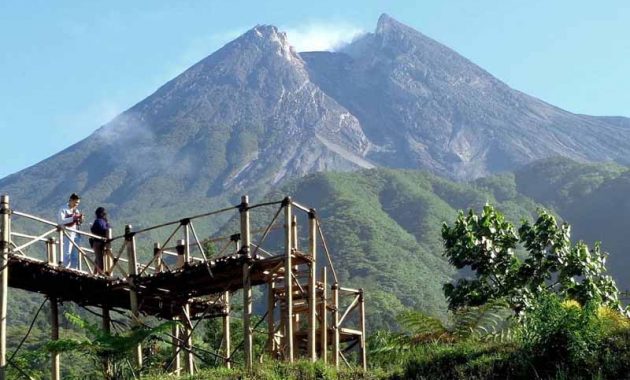 Jalan Menuju Bukit Klangon Merapi Jogja