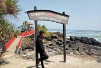 Jalan Menuju Pantai Menganti Kebumen