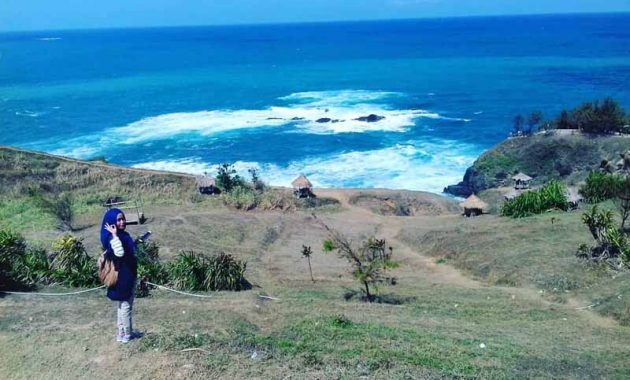 Jam Buka Pantai Menganti Kebumen