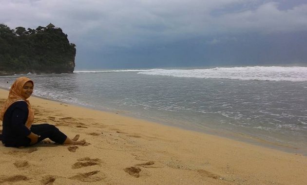 Jam Buka Pantai Pok Tunggal Gunungkidul