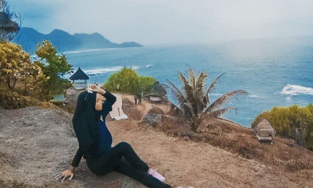 Spot Foto Pantai Menganti Kebumen