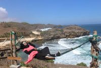 Fasilitas Pantai Kasap Pacitan