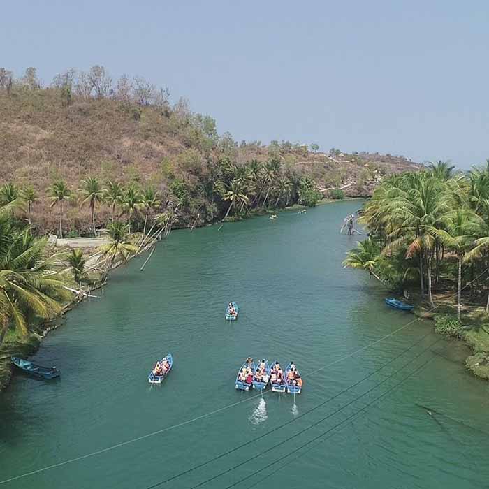 10 Gambar Sungai Maron Pacitan Biaya Lokasi Jam Buka Travelingan Net