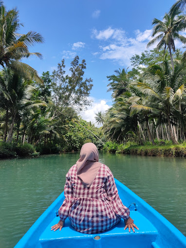 naik perahu