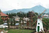 Jalan Menuju Rumah Belanda Lembang Bandung