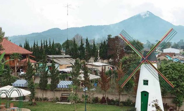 Jalan Menuju Rumah Belanda Lembang Bandung