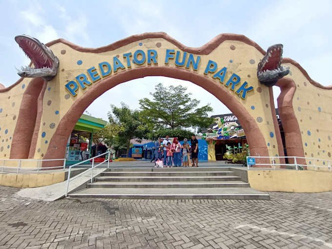 gerbang predator fun park