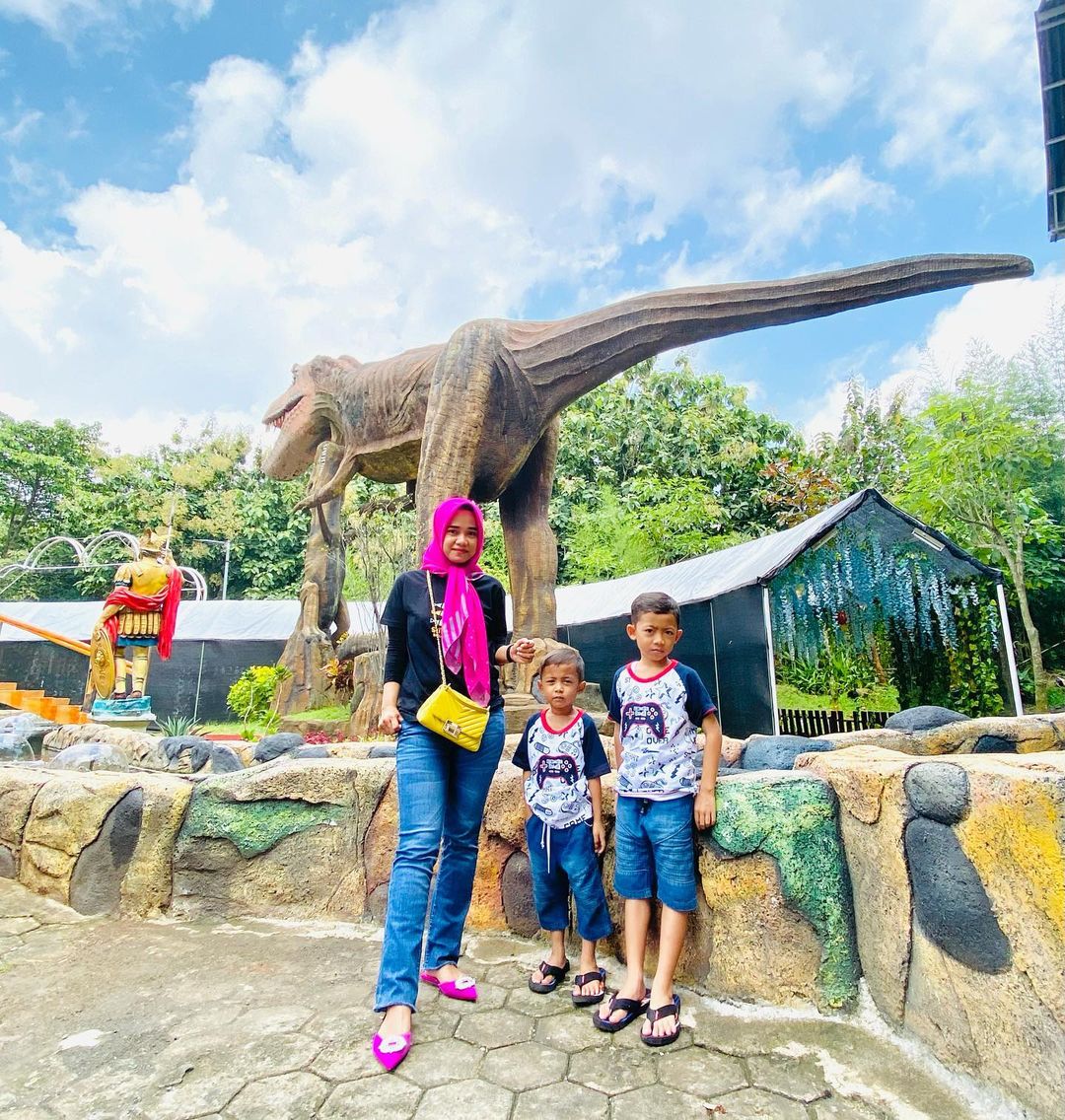 kandang mini zoo Watu Gajah Park