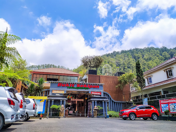 penginapan atau hotel di bukit sekipan