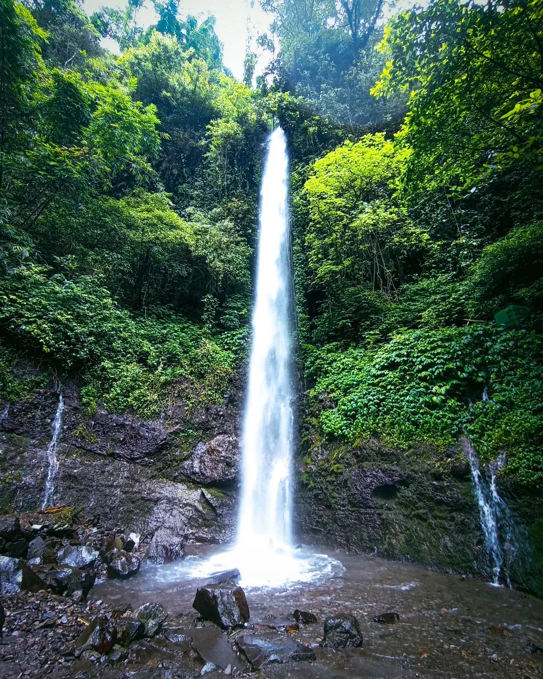 air terjun grenjengan