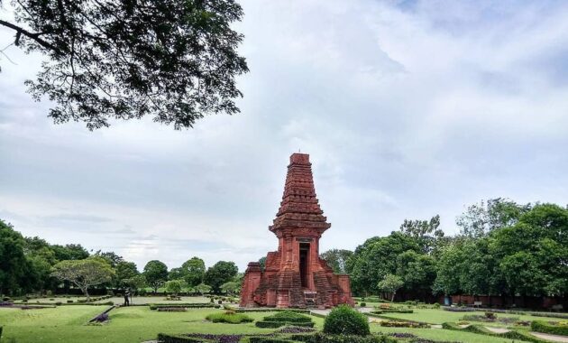 candi ratu bajang