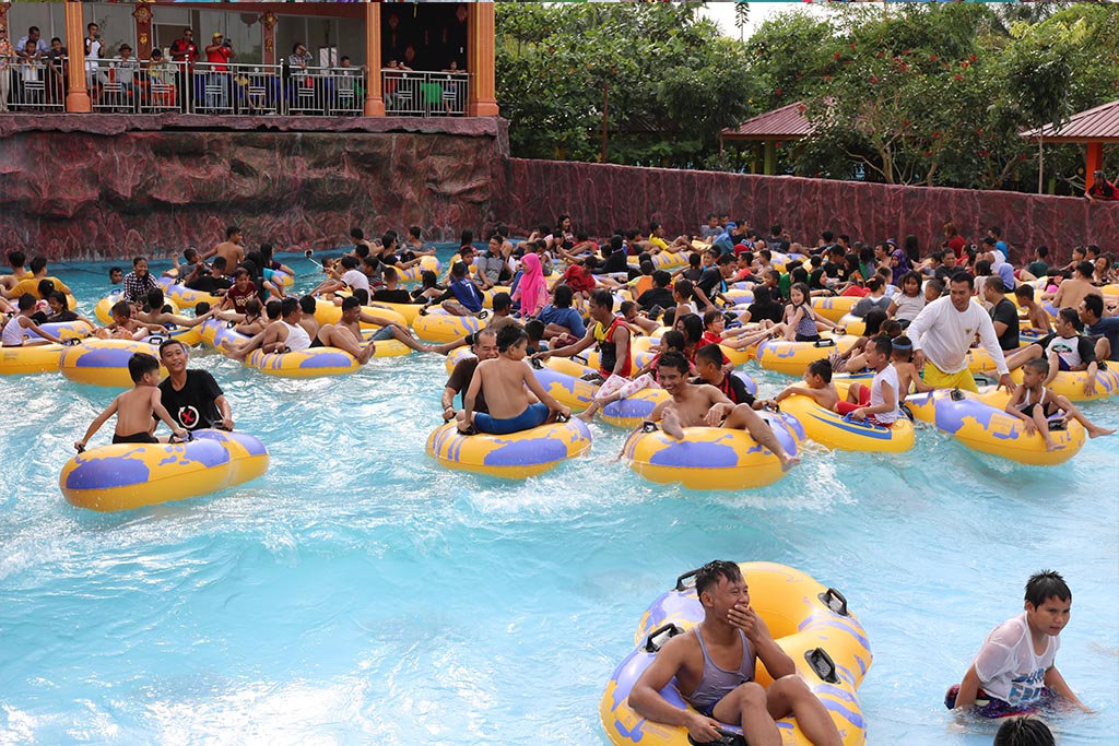 wave pool