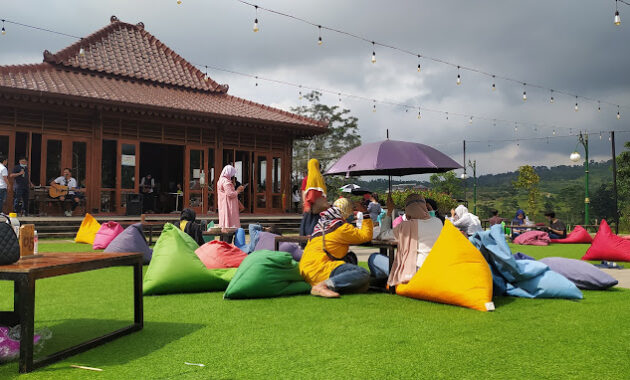 pertunjukan musik outdoor